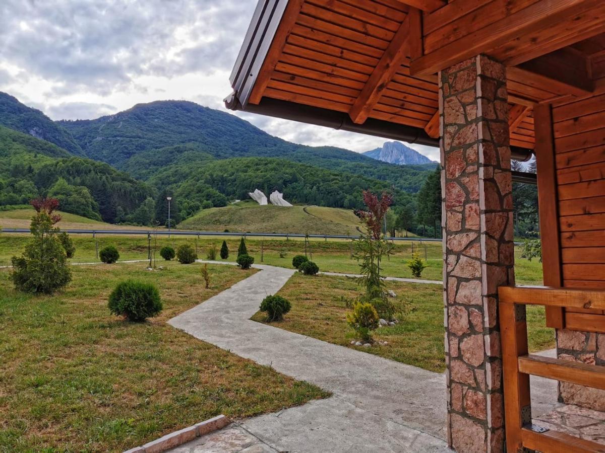 Vila "Maglic" Tjentiste Buitenkant foto