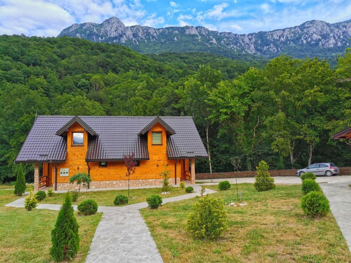 Vila "Maglic" Tjentiste Buitenkant foto