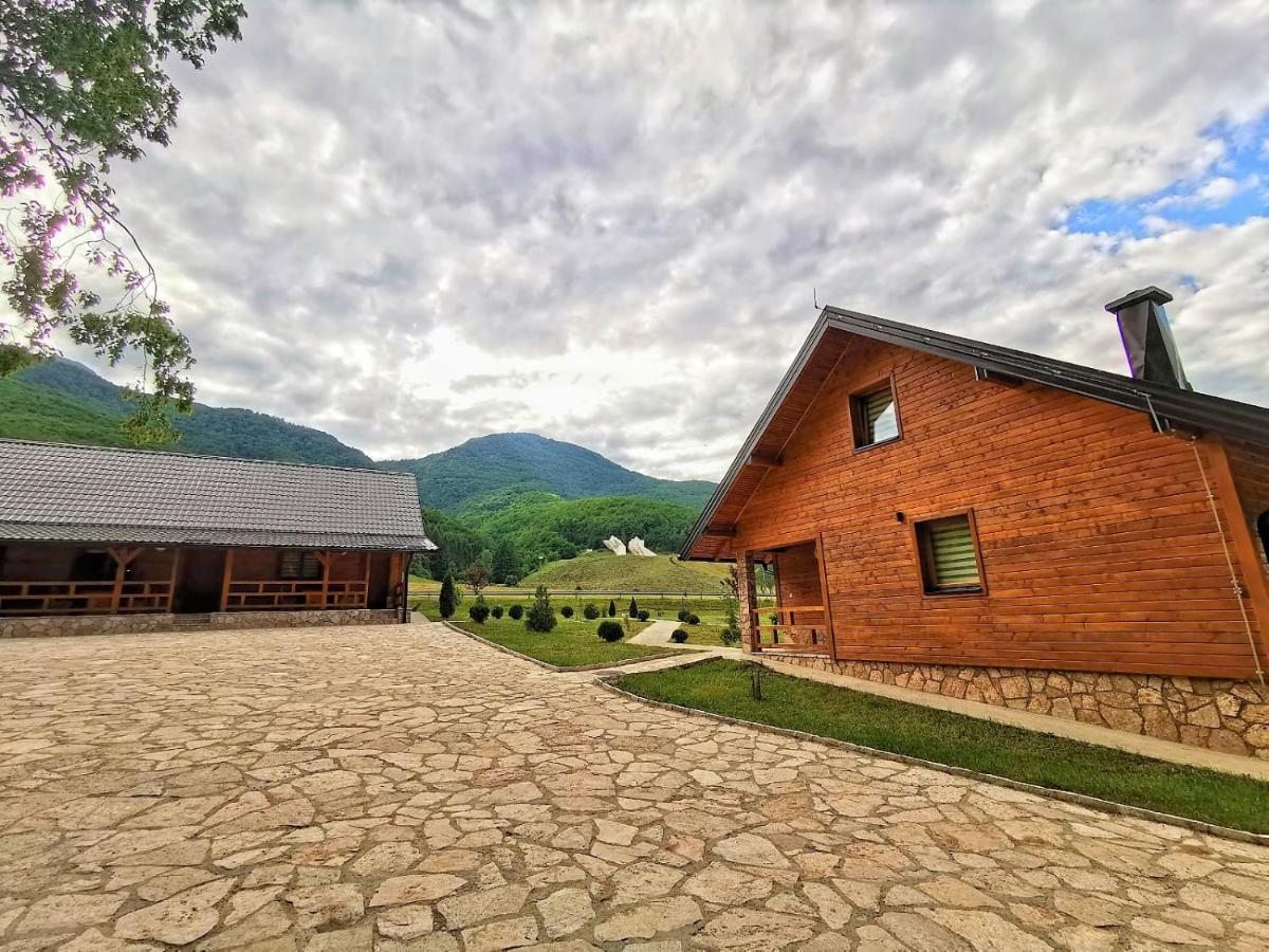 Vila "Maglic" Tjentiste Buitenkant foto