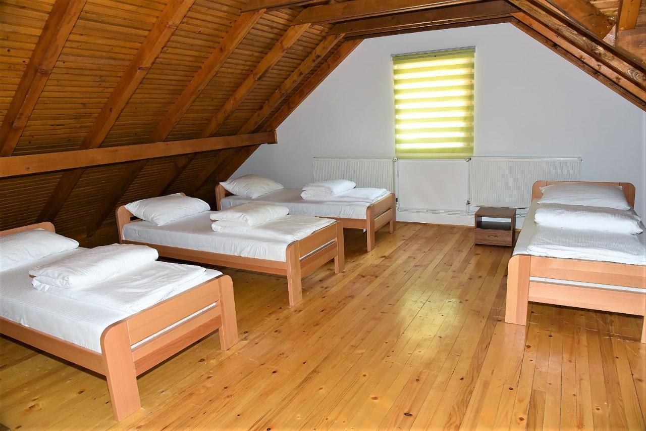 Vila "Maglic" Tjentiste Buitenkant foto
