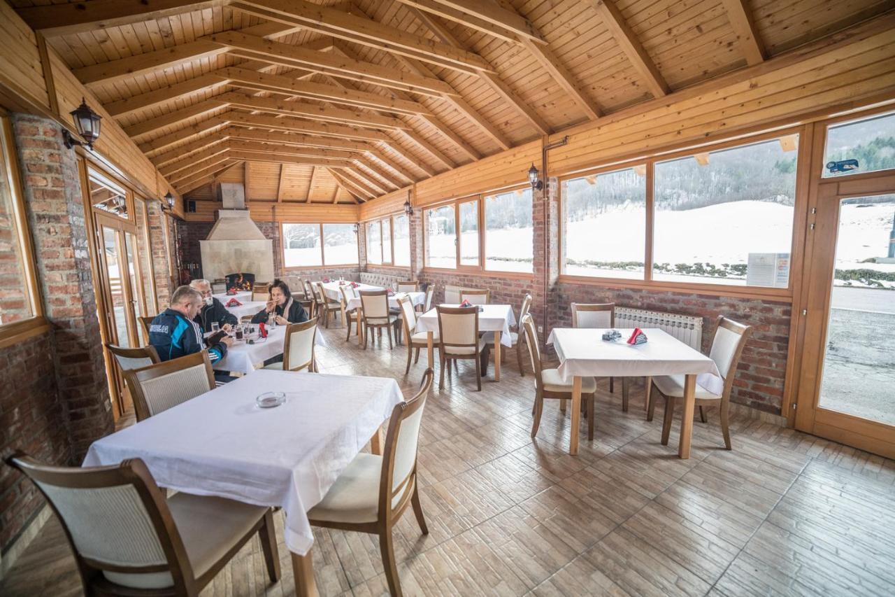 Vila "Maglic" Tjentiste Buitenkant foto